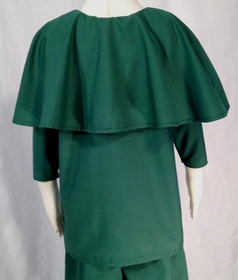 Boys' Robin Hood or medieval shirt, back. Perfect for Renaissance festivals, costume parties or Halloween.
